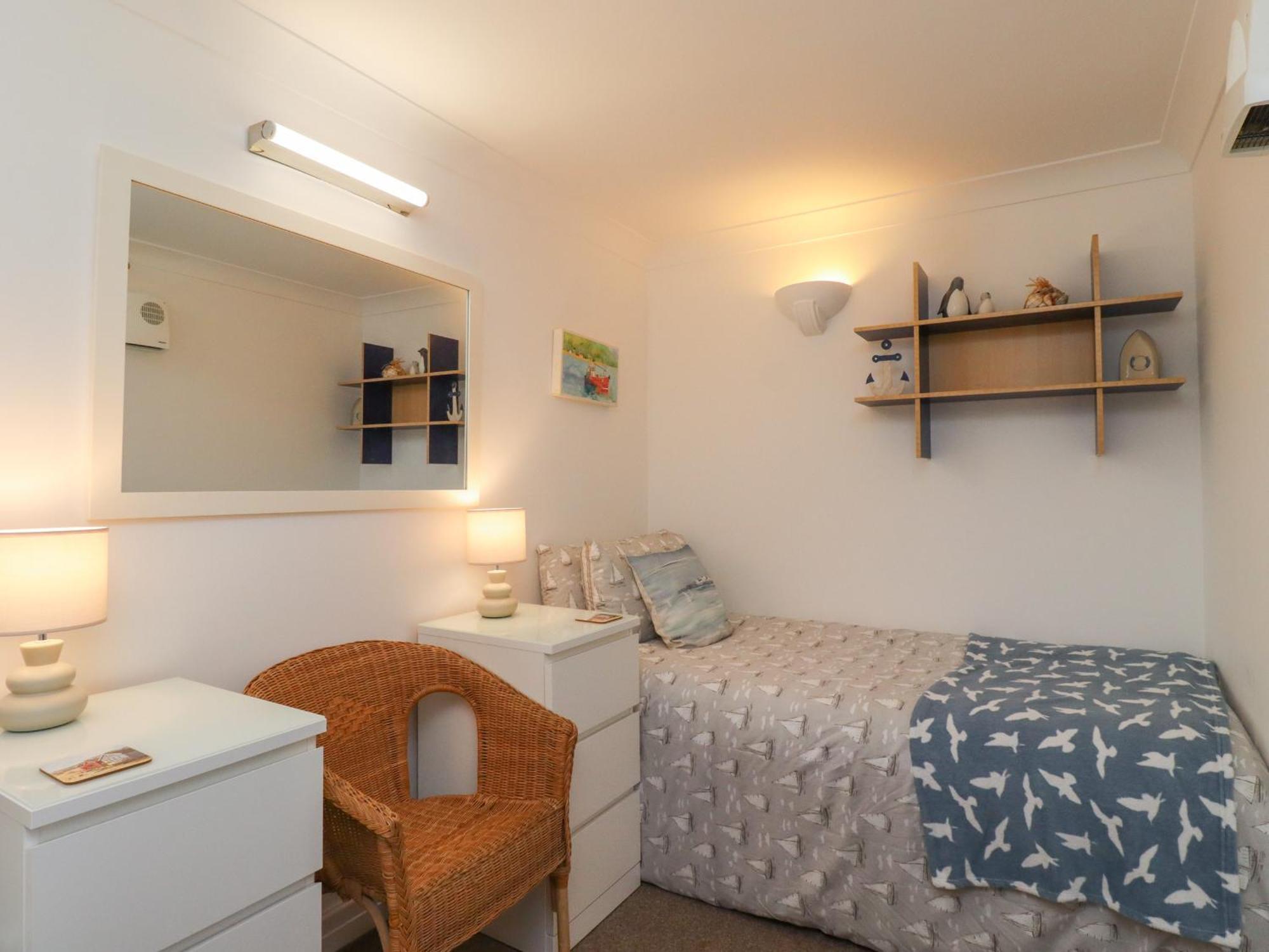 The Little Boathouse Villa Seahouses Bagian luar foto